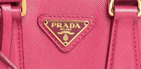 prada geldbeutel fake|false prada purse.